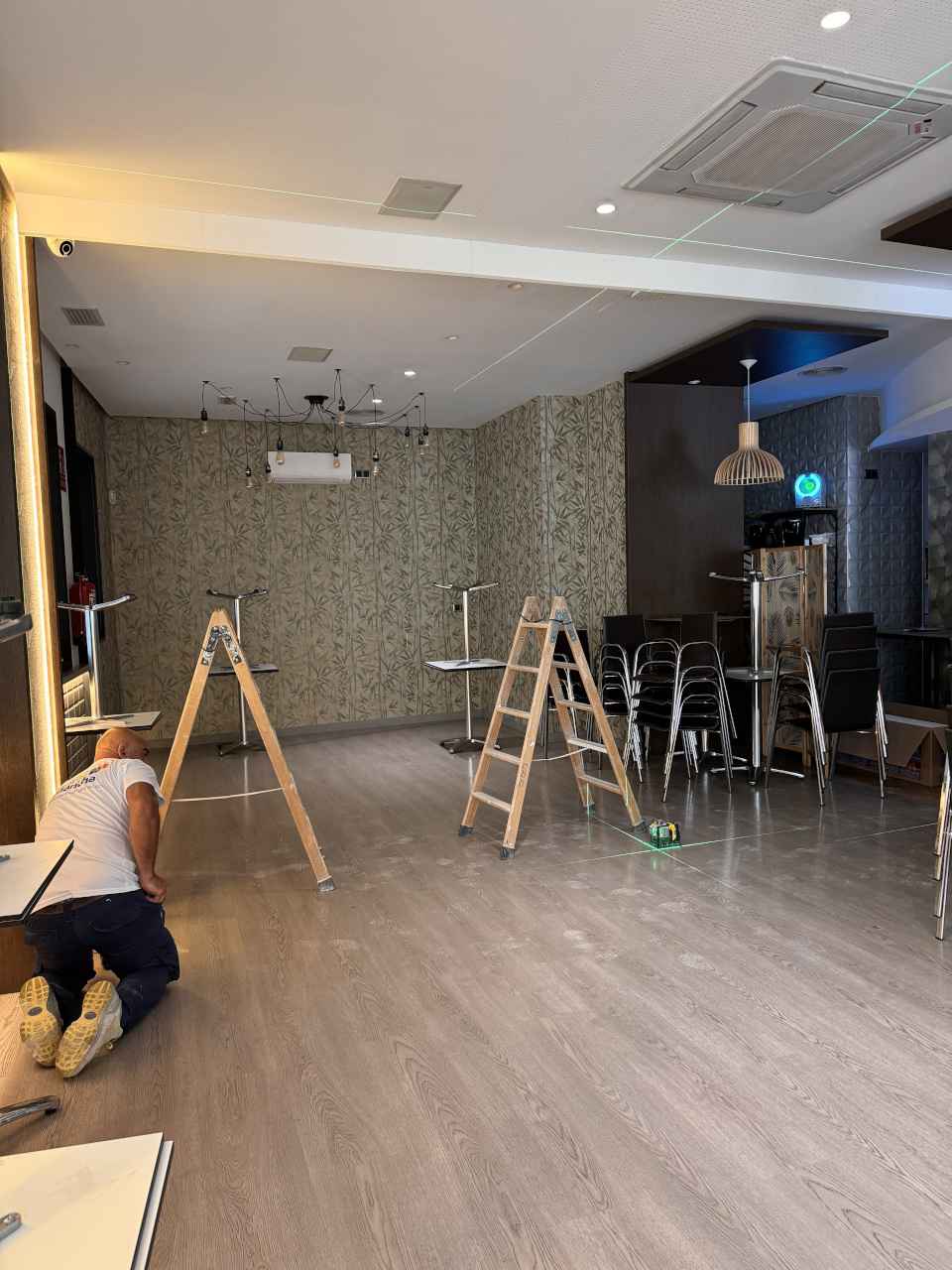 Acondicionamiento Acústico de una Cafetería