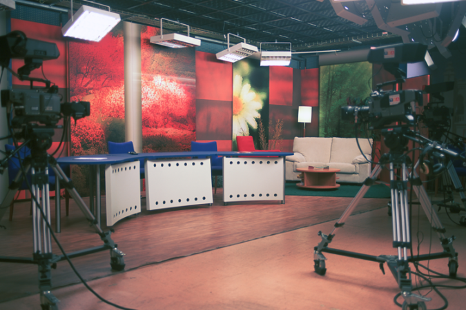 Aislamiento plató de televisión TVA, ABTeve y Punto Radio