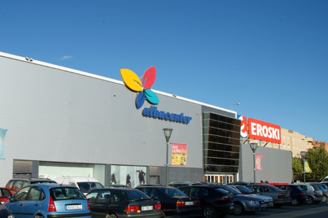 Aislamiento Centro Comercial Albacenter