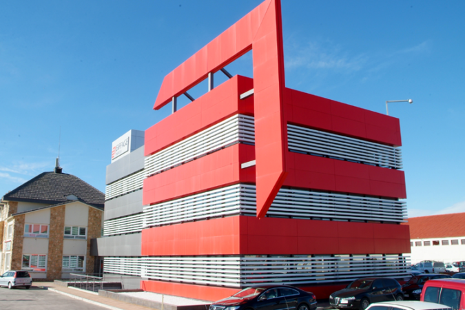 Aislamiento cubierta transitable en Sede Central Eiffage