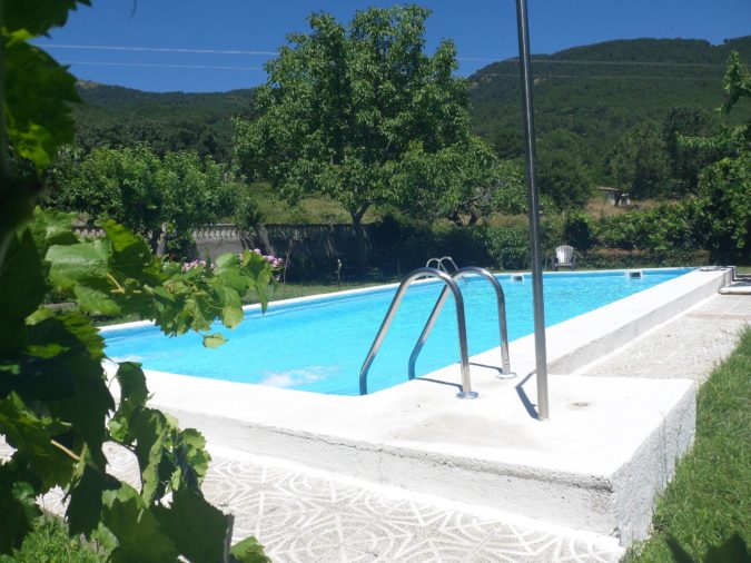 poliurea para piscinas