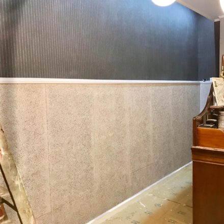 TRATAMIENTO ACÚSTICO PARA EVITAR REVERBERACIÓN