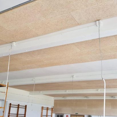 TRATAMIENTO ACÚSTICO SALA MULTIUSOS