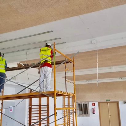 TRATAMIENTO ACÚSTICO SALA MULTIUSOS