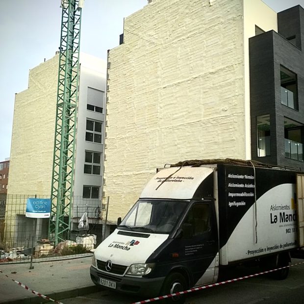 aislamiento térmico en fachada