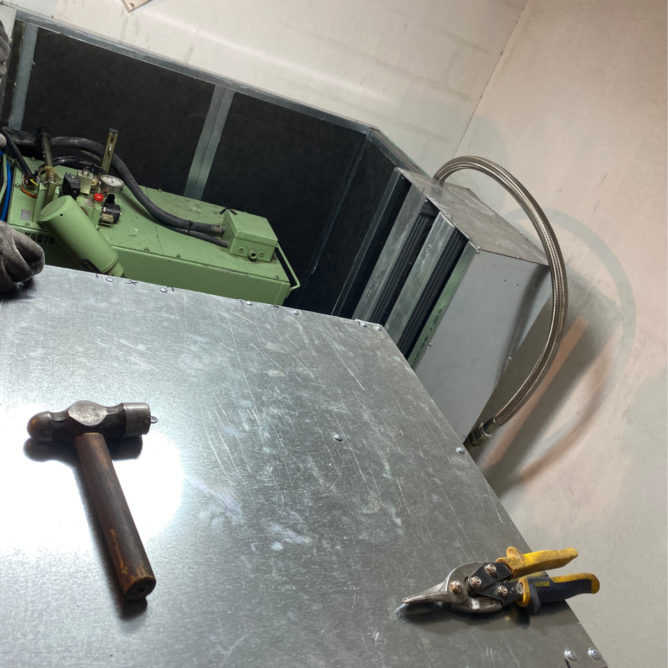 AISLAMIENTO ACÚSTICO DE MAQUINARIA