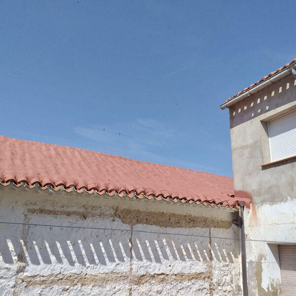 Aislamiento de tejado con poliuretano líquido