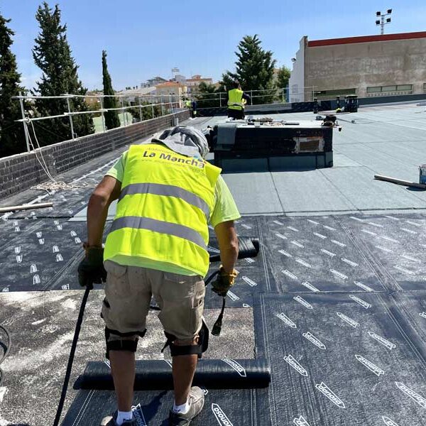 Rehabilitación de la cubierta de un instituto