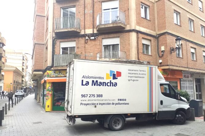 Aislamiento térmico en paredes exteriores Aislamientos La Mancha Aislamiento térmico en paredes exteriores Aislamientos La Mancha