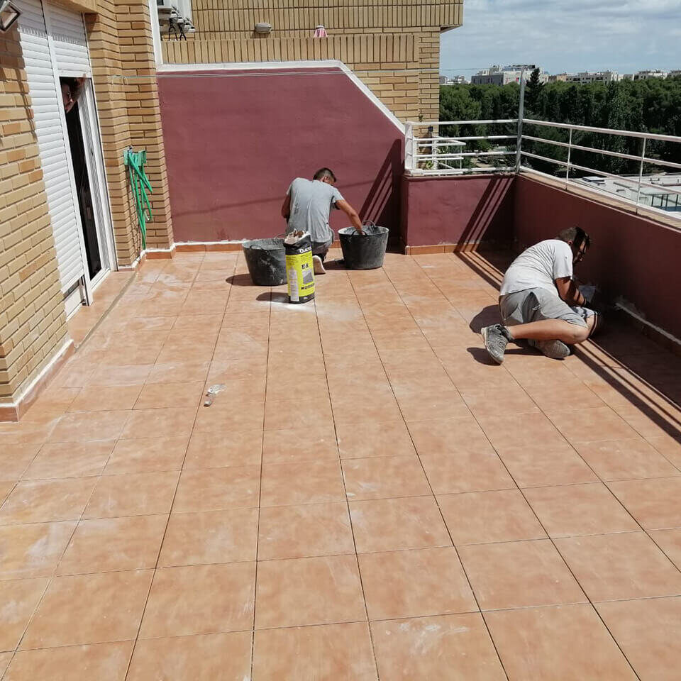 Impermeabilización en terrazas de áticos Aislamientos La Mancha